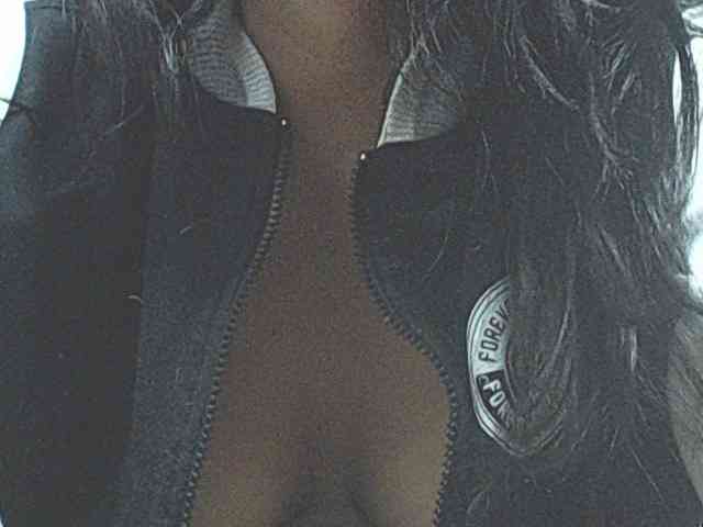 KATYY-HOTTT webcam