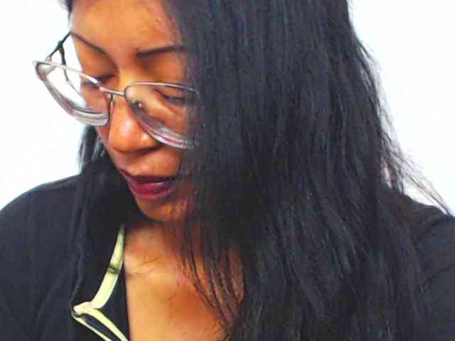 HOTTTSKIN Live Webcam on BongaCams