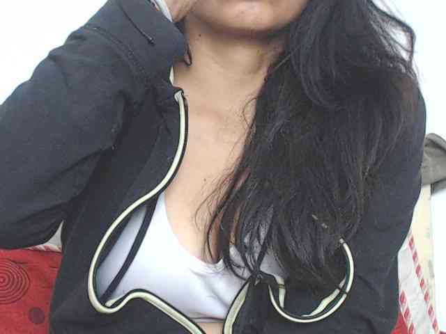KATYY-HOTTT webcam