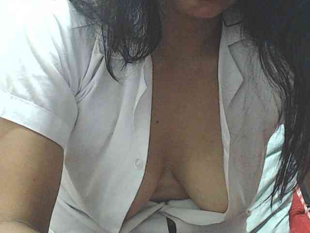 KATYY-HOTTT webcam