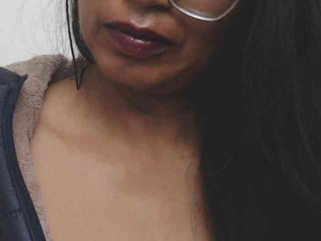 KATYY-HOTTT webcam
