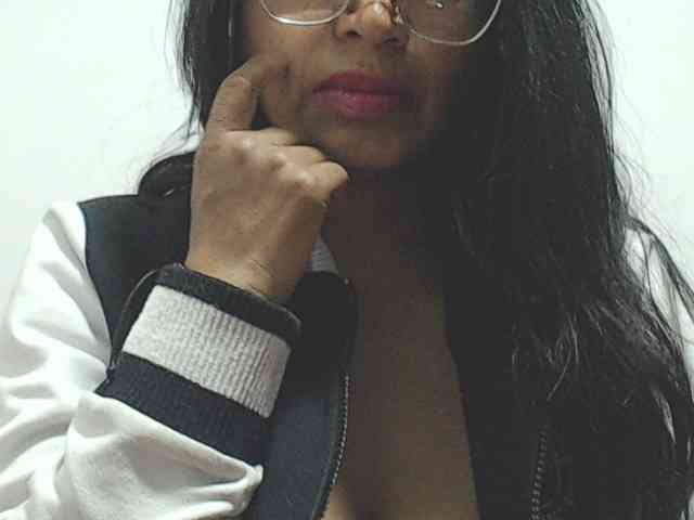 KATYY-HOTTT webcam