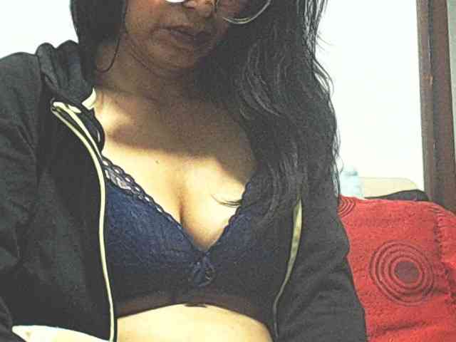 KATYY-HOTTT webcam
