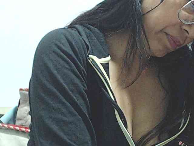 KATYY-HOTTT webcam