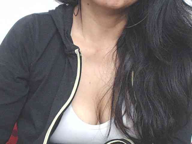 KATYY-HOTTT webcam