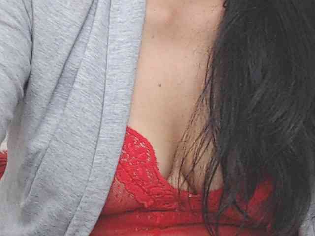 KATYY-HOTTT webcam