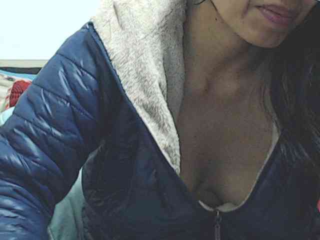 KATYY-HOTTT webcam