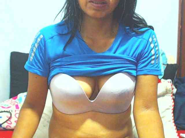 KATYY-HOTTT webcam