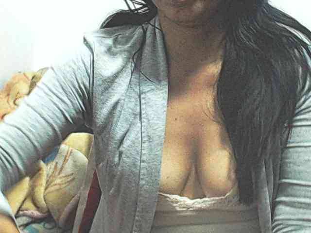 KATYY-HOTTT webcam