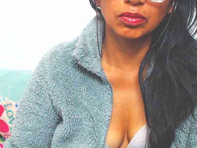 KATYY-HOTTT webcam