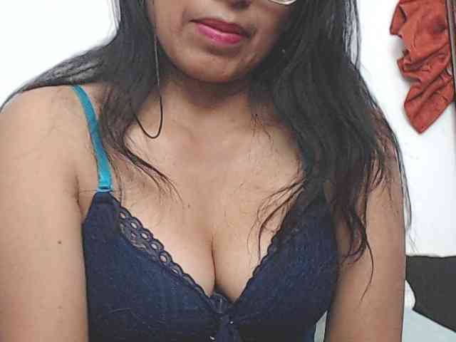 KATYY-HOTTT webcam