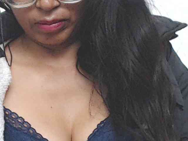 KATYY-HOTTT webcam