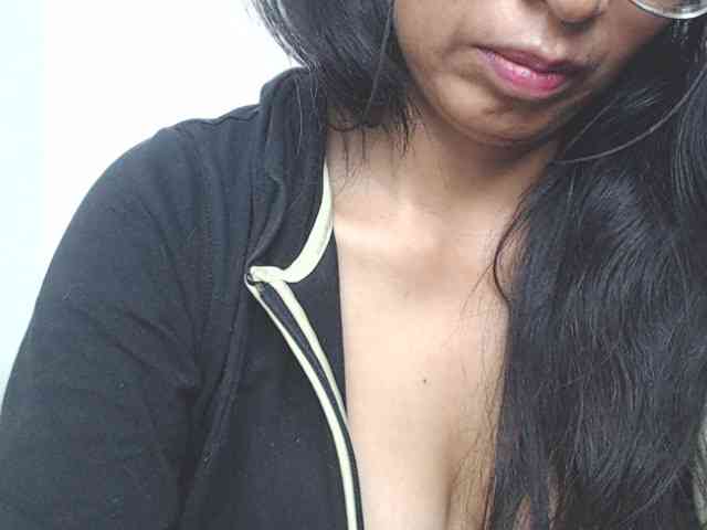 KATYY-HOTTT webcam
