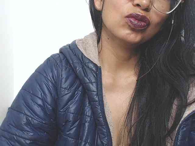 KATYY-HOTTT webcam