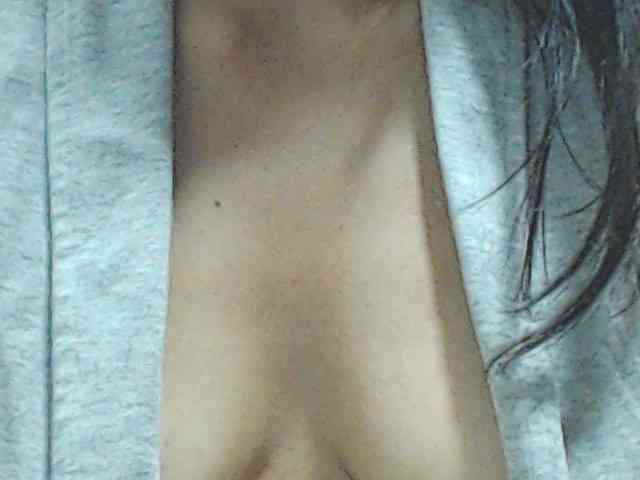 KATYY-HOTTT webcam