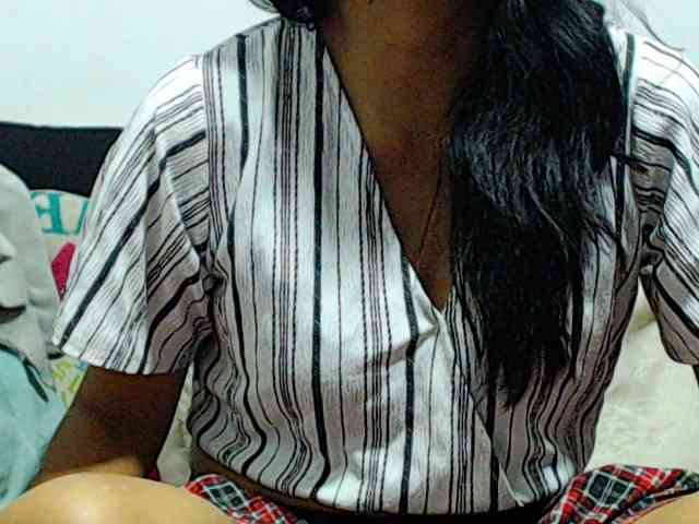 KATYY-HOTTT webcam