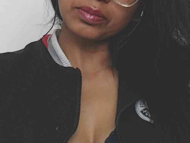 KATYY-HOTTT webcam