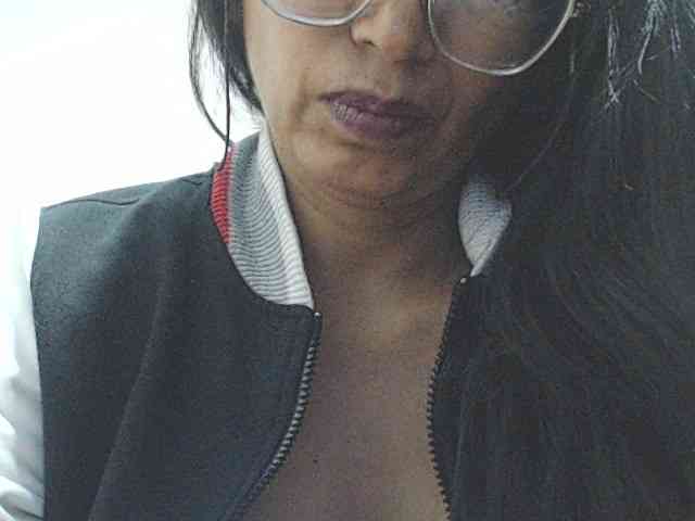 KATYY-HOTTT webcam