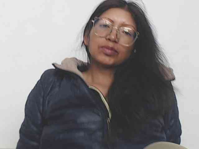 KATYY-HOTTT webcam