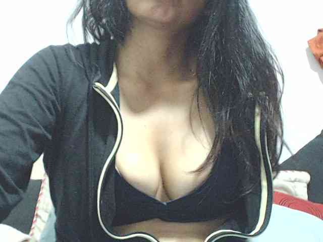 KATYY-HOTTT webcam
