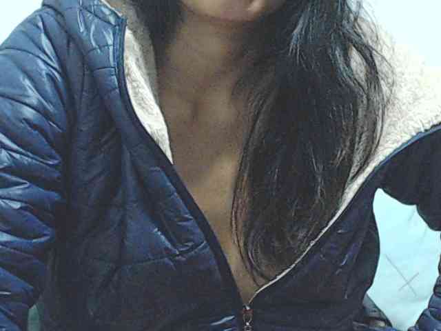KATYY-HOTTT webcam