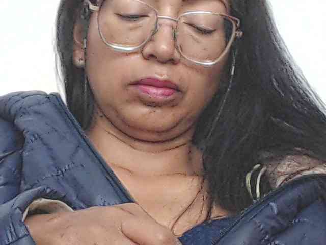 KATYY-HOTTT webcam
