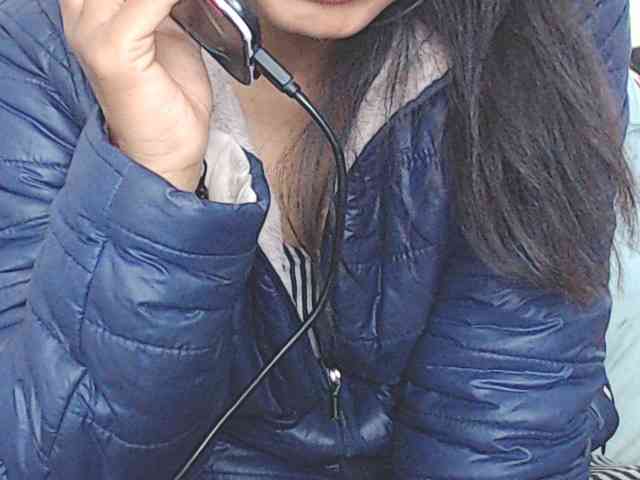 KATYY-HOTTT webcam