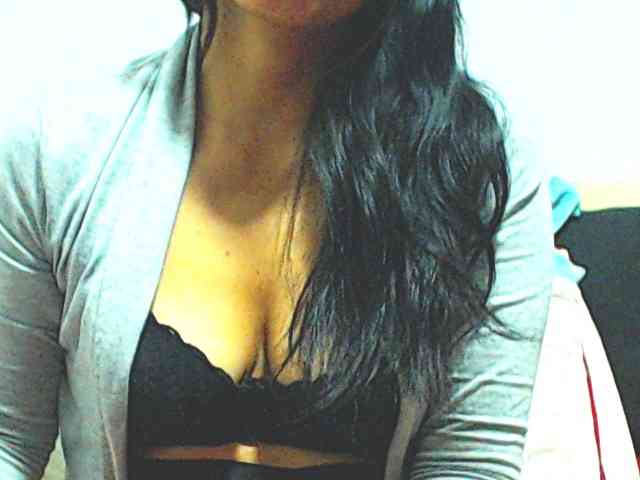 KATYY-HOTTT webcam