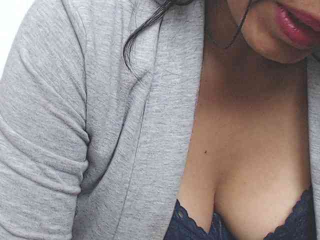 KATYY-HOTTT webcam