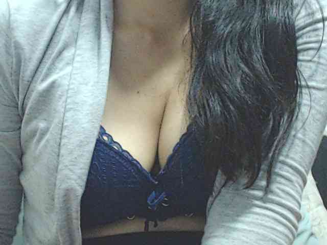 KATYY-HOTTT webcam