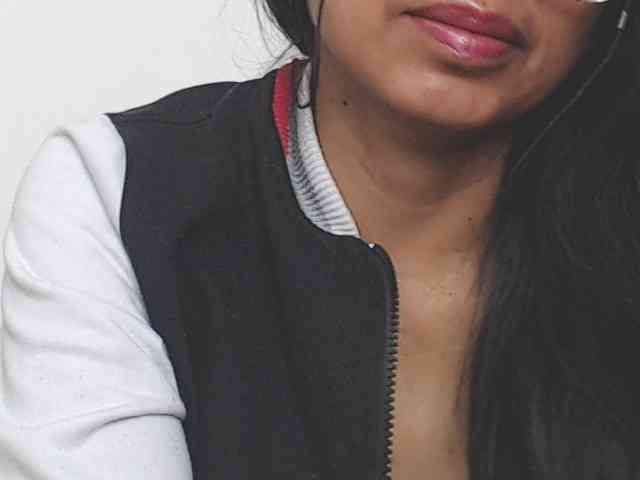 KATYY-HOTTT webcam