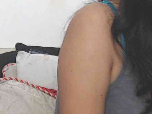 KATYY-HOTTT webcam