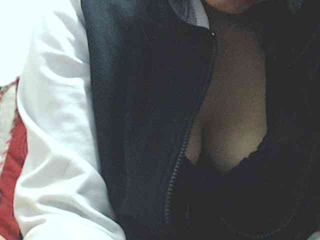 KATYY-HOTTT webcam