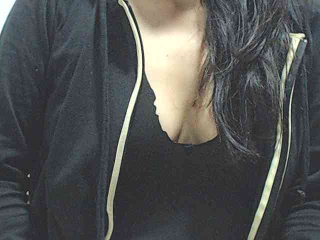 KATYY-HOTTT webcam