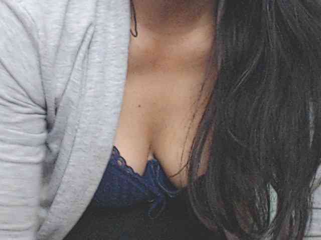 KATYY-HOTTT webcam