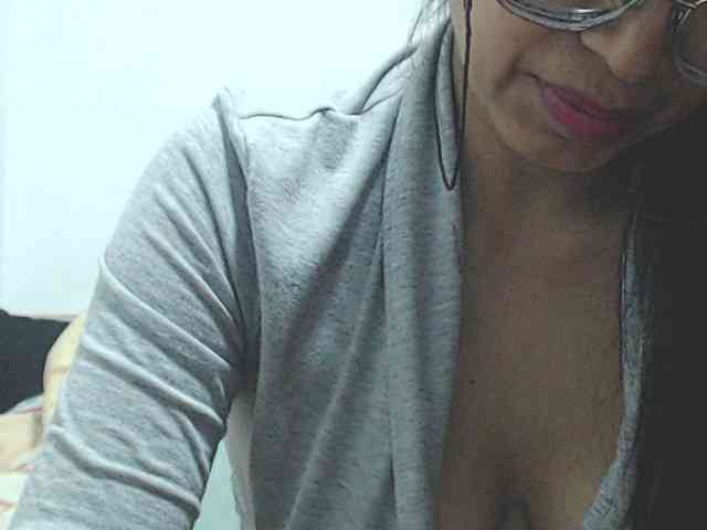 KATYY-HOTTT webcam