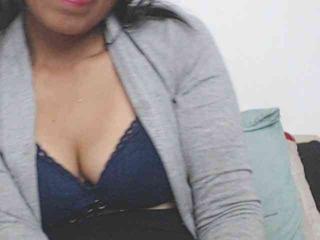 KATYY-HOTTT webcam