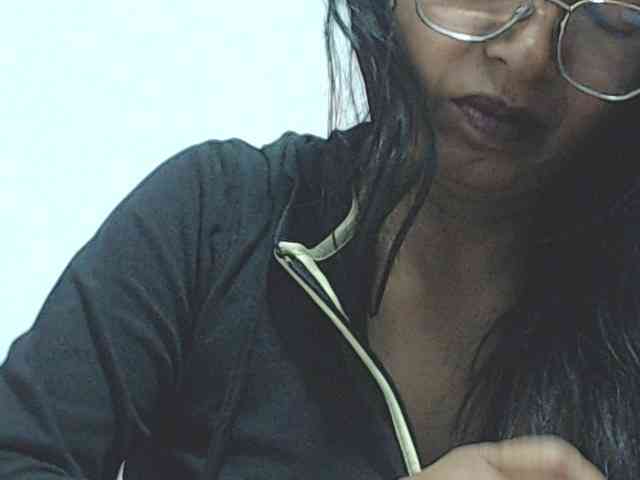 KATYY-HOTTT webcam
