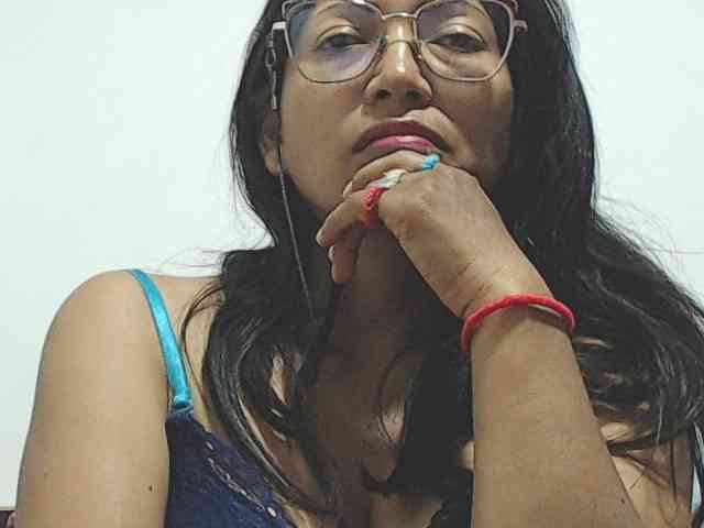 KATYY-HOTTT webcam