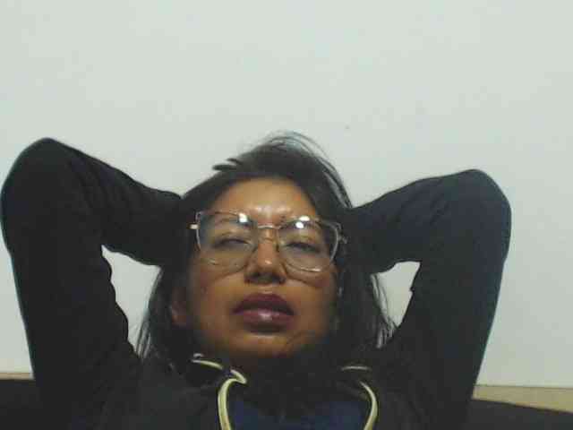 KATYY-HOTTT webcam