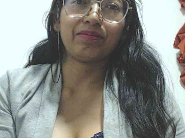 KATYY-HOTTT webcam