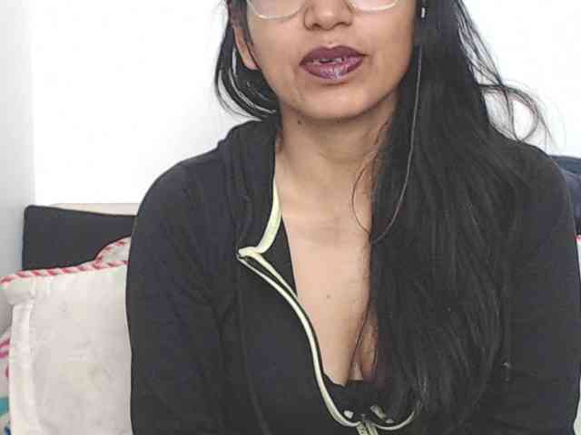KATYY-HOTTT webcam