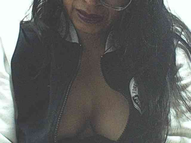 KATYY-HOTTT webcam