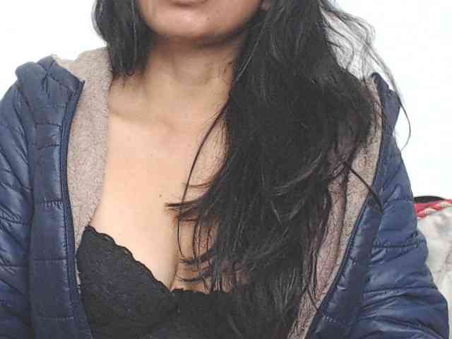 KATYY-HOTTT webcam