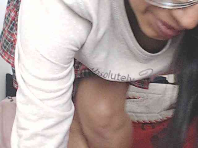 KATYY-HOTTT webcam