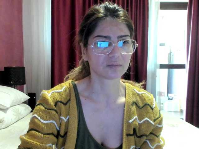 AngelNicolle's BongaCams show and profile