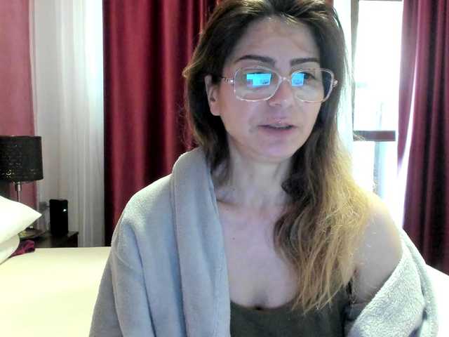 AngelNicolle's BongaCams show and profile