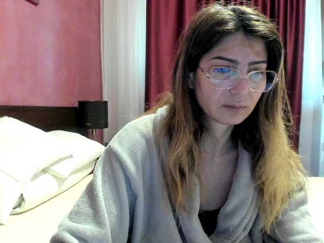 AngelNicolle's BongaCams show and profile