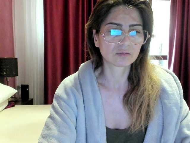 AngelNicolle's BongaCams show and profile