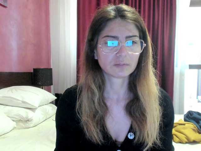 AngelNicolle's BongaCams show and profile